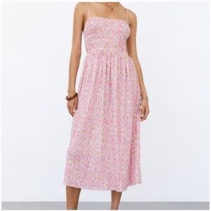 Zara Pleated Daisy Midi Dress